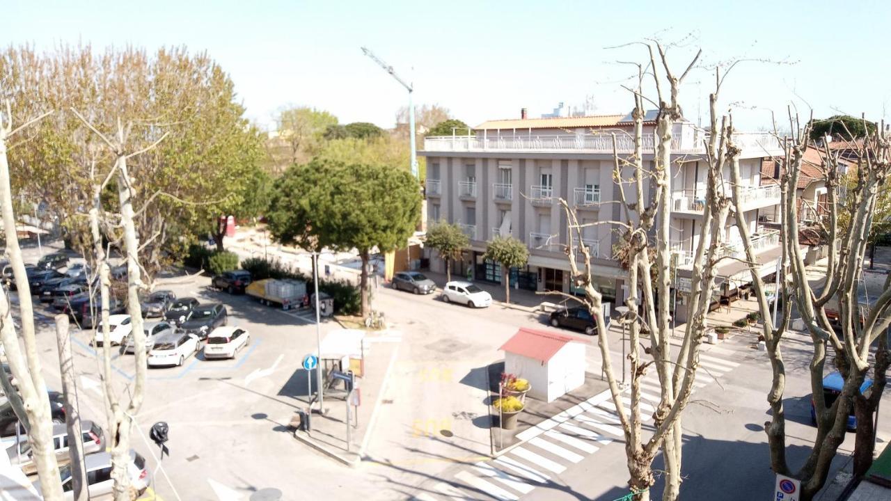 Hotel Venezia Beach San Mauro Mare ภายนอก รูปภาพ