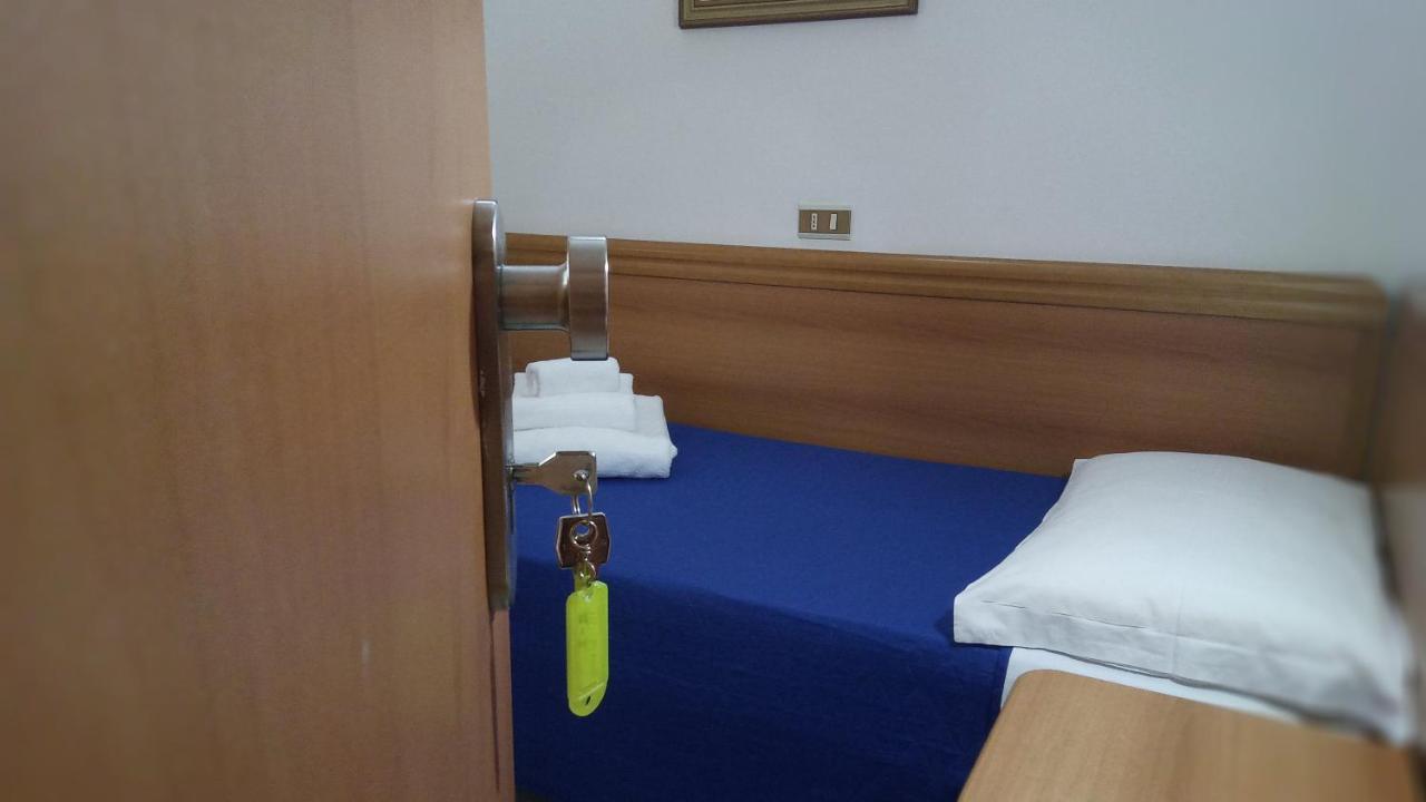 Hotel Venezia Beach San Mauro Mare ภายนอก รูปภาพ