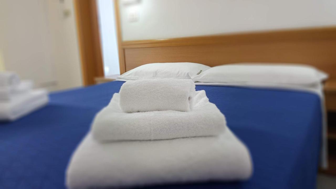 Hotel Venezia Beach San Mauro Mare ภายนอก รูปภาพ